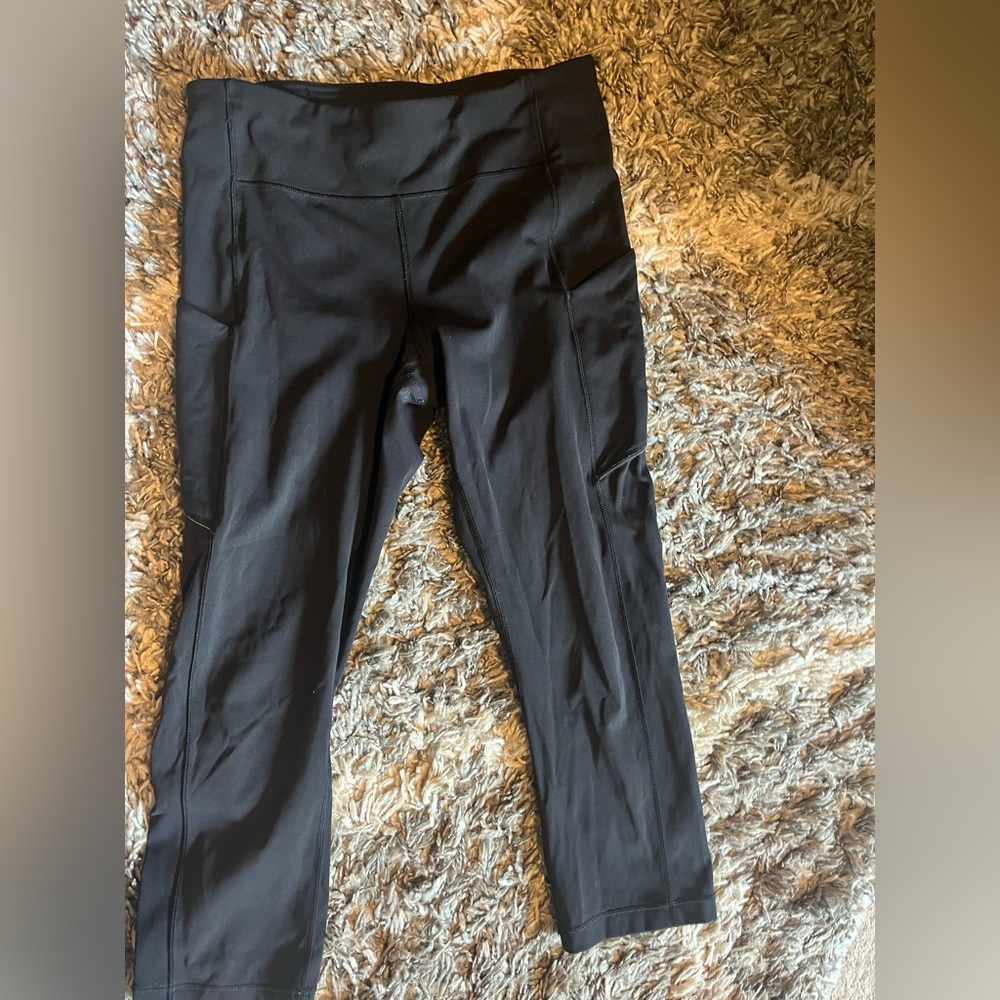 Lululemon Athletica Black capris